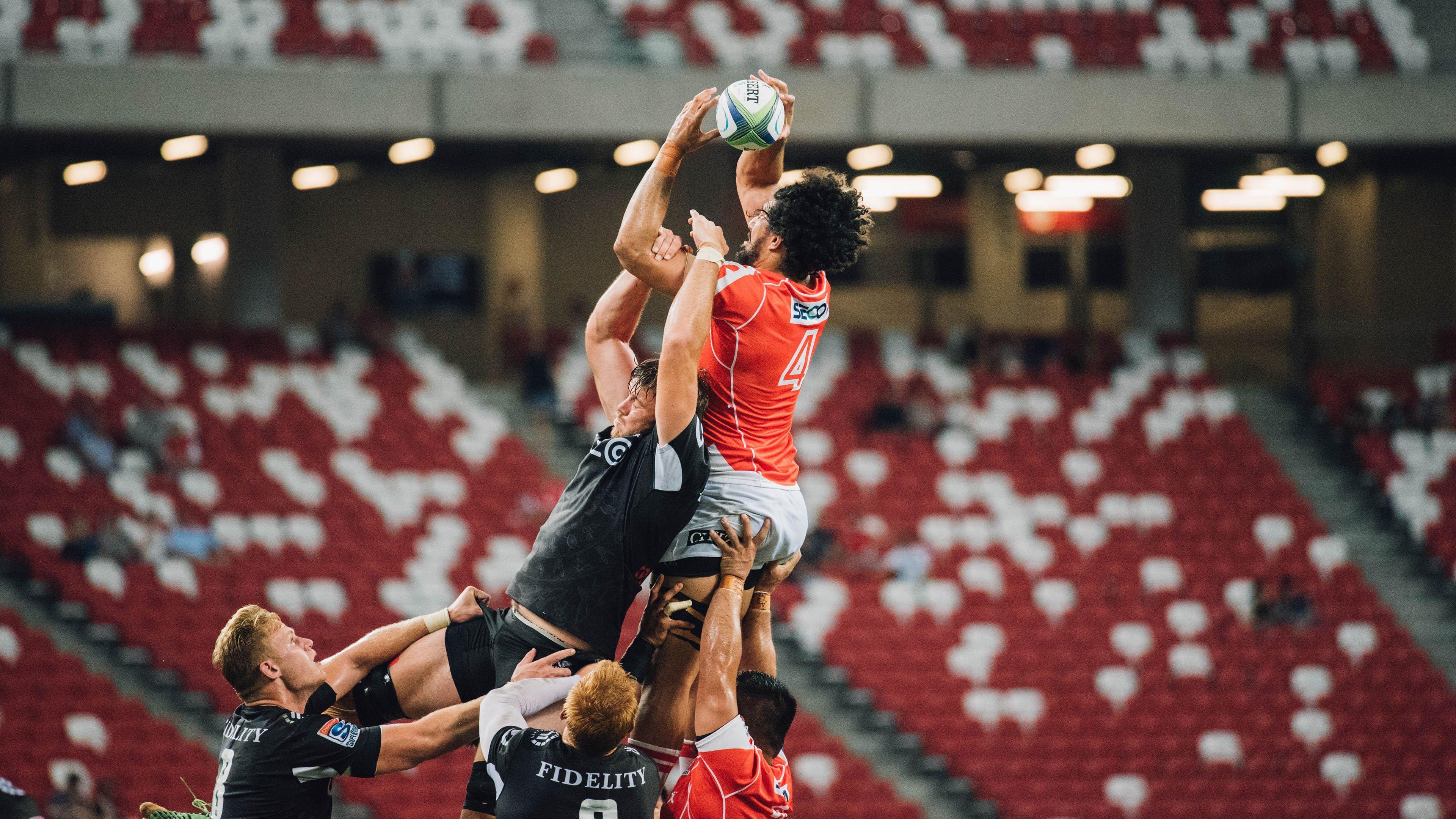 【 华体会官网】骑士半场领先76人13分，恩比德13分加兰14+5助球队占优