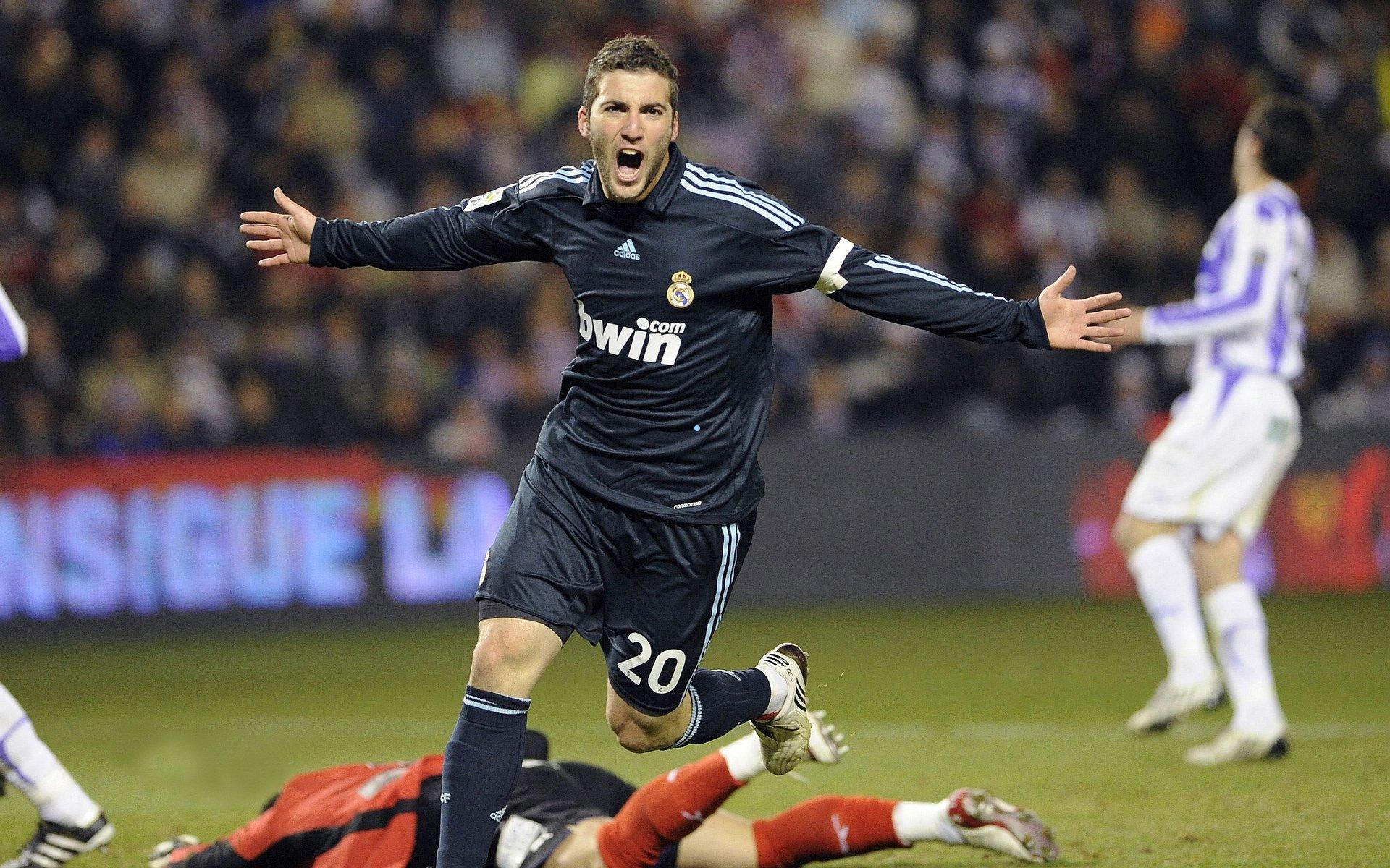 伯纳乌之夜阿韦罗亚重返视野，皇马意外沦为西乙黑马辉煌注脚